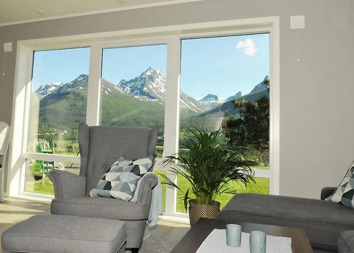Romsdalseggen * Isfjorden