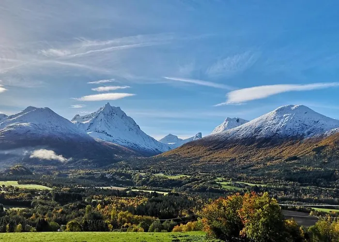 Romsdalseggen Isfjorden