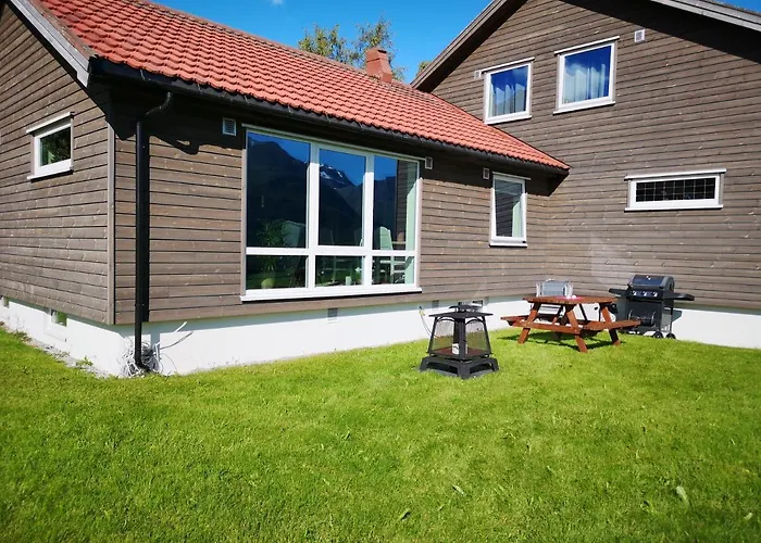 Romsdalseggen * Isfjorden